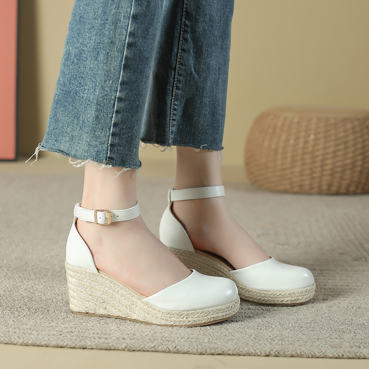 Women's Espadrille Wedge Sanda - огляд і ціна Wedge Espadrille Women